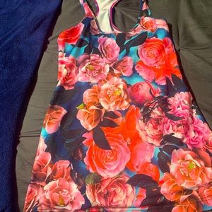 Lulu🍋 racer back tank. Size 4-6, great condition